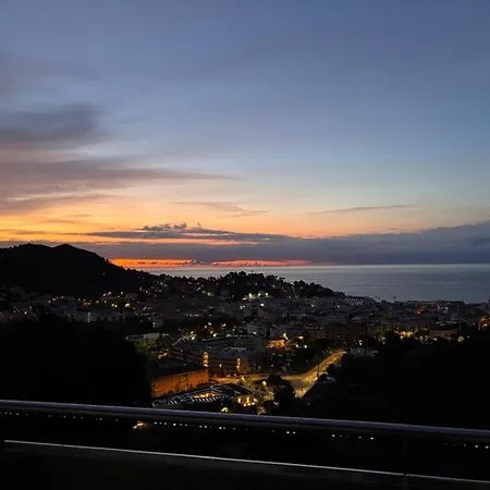 Mediterraneo Tatil Evi *